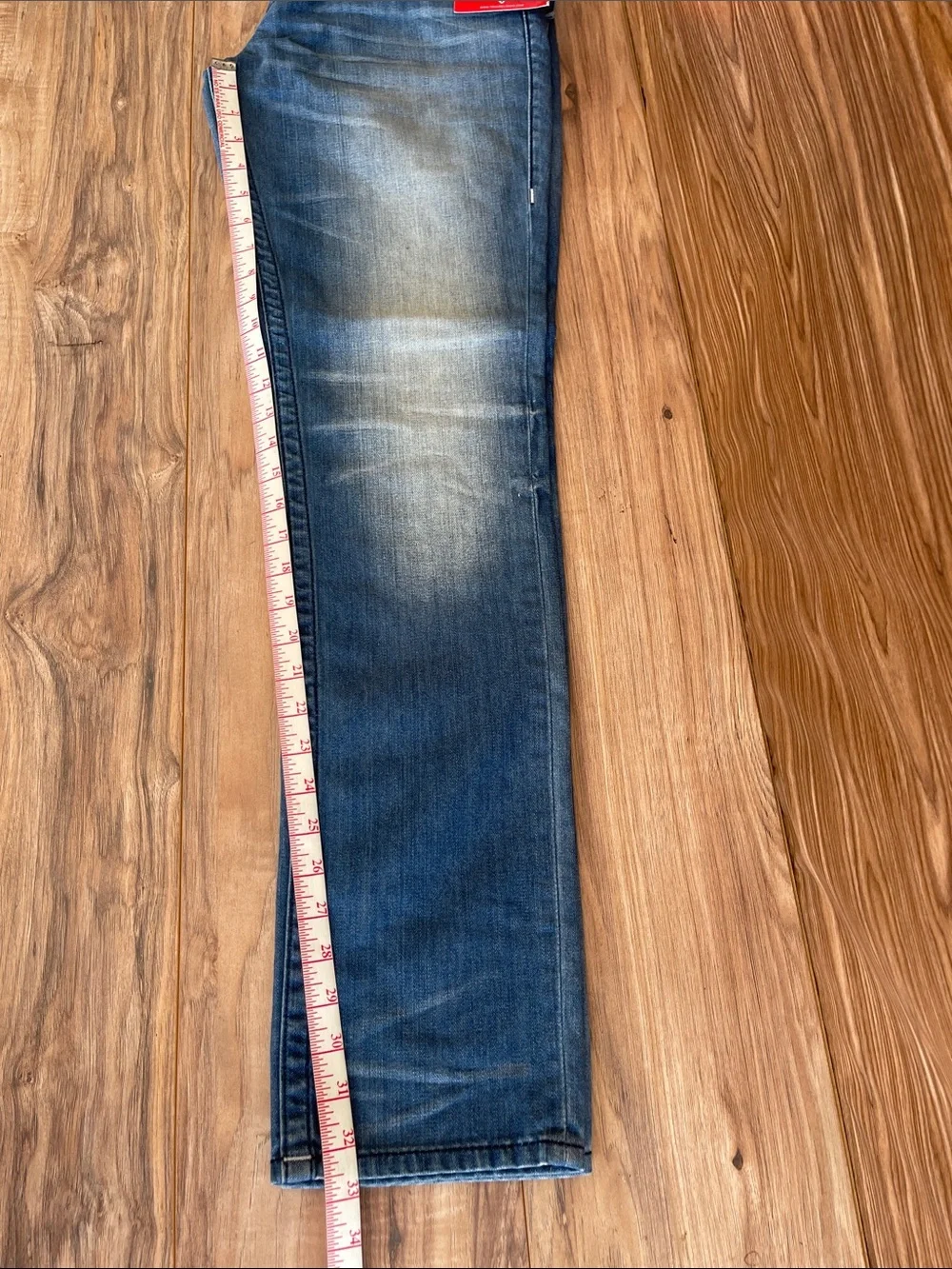 NWT True Religion Slim Fit Light Blue Washed Jeans Size W30